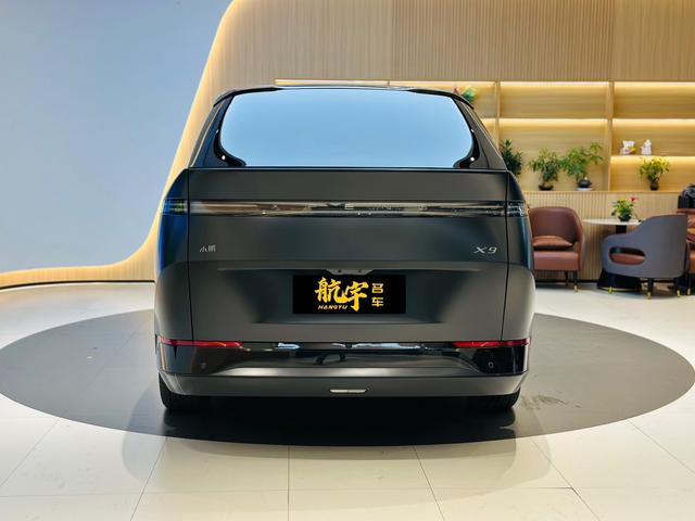 Certificated Pre-Owned XPENG X9 2025 Edition Pure Electric 740 Ultra Long Range Maxu21467261