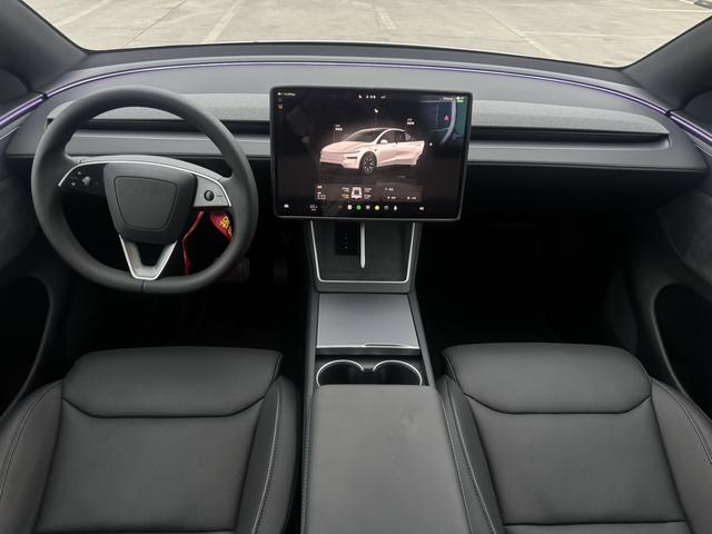 Certificated Pre-Owned Tesla Model Y L Standard Edition 2026 -u21256125