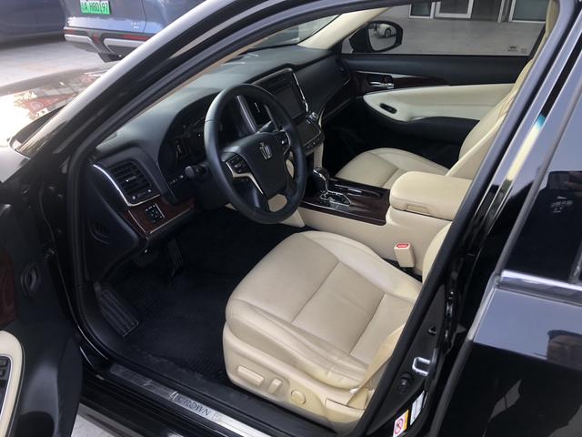 Certificated Pre-Owned Crown 2018 2.0T Fashion Edition - u22434903