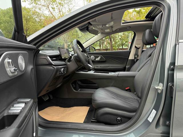 Certificated Pre-Owned Fengyun A8L 2025 Edition 145km Luxury Version -u22481306