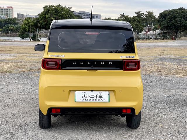 Certificated Pre-Owned SAIC-GM-Wuling Hongguang MINIEV 2021 Macaron Filling Edition Ternary Lithium 170km