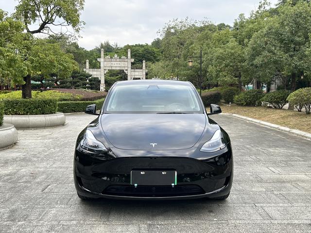 Certificated Pre-Owned Model Y 2023 Rear-Wheel Drive Version -u21534791