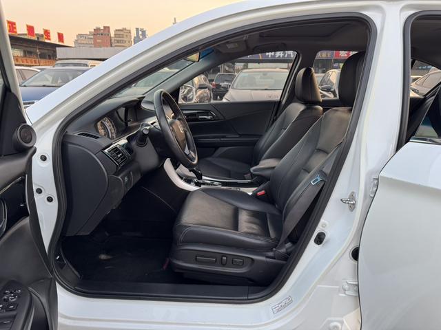 Certificated Pre-Owned Dongfeng Honda Accord 2016 2.0L Luxury Edition - u22451814