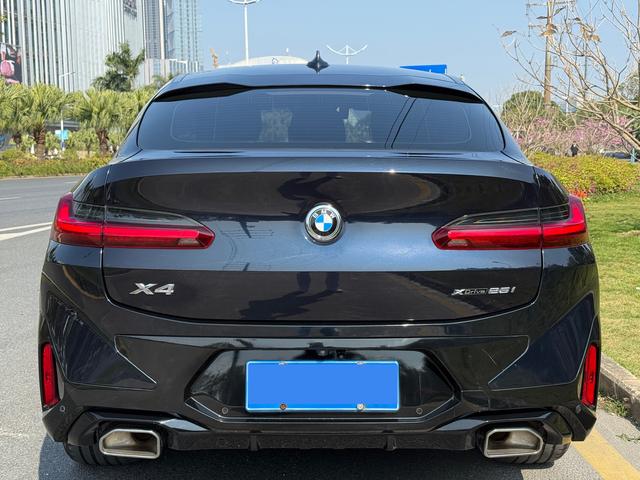 Certificated Pre-Owned BMW X4 2022 xDrive 25i M Sport Package - u22356127