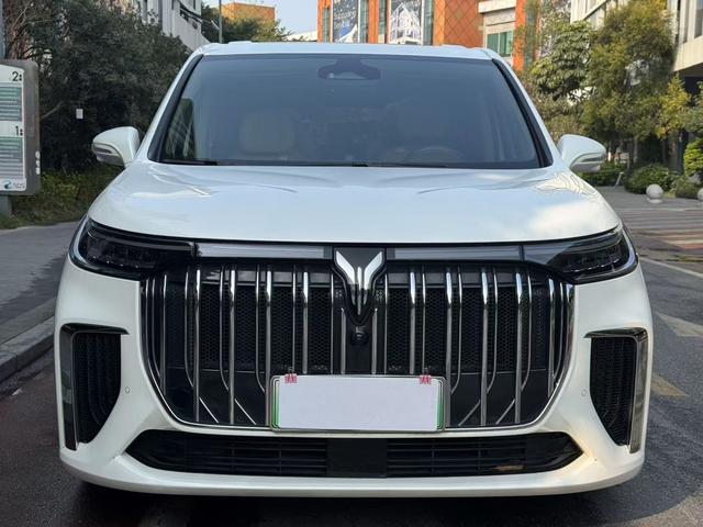 Certificated Pre-Owned VOYAH Dreamer PHEV 2022 Low-Carbon Edition Dream -u22593586