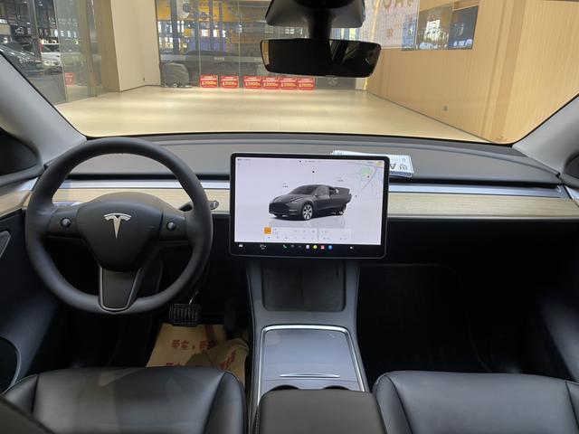 Certificated Pre-Owned Model Y 2022 Long Range All-Wheel Drive Version -u22708977