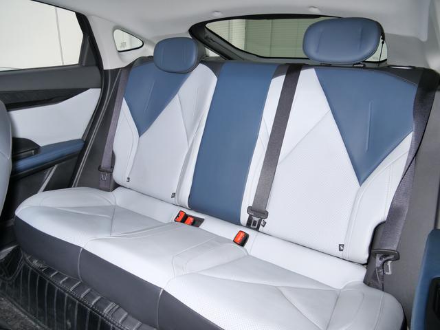 Certificated Pre-Owned Changan UNI-V Smart Electric iDD 2024 Edition Blue Whale Smart Electric iDD 136km Smart Fun Version -u22714646