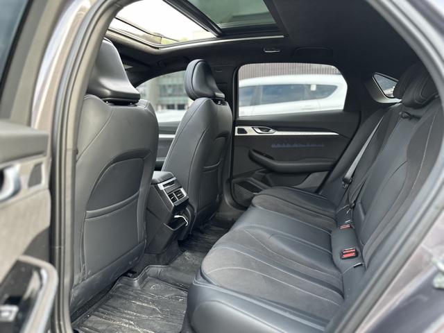 Certificated Pre-Owned Geely Xingrui 2025 2.0T Dongfangyao Moon-Viewing Edition - u21587079