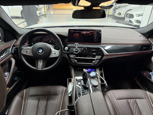 Certificated Pre-Owned BMW 5 Series 2022 Second Facelift 525Li M Sport Package - u22710797