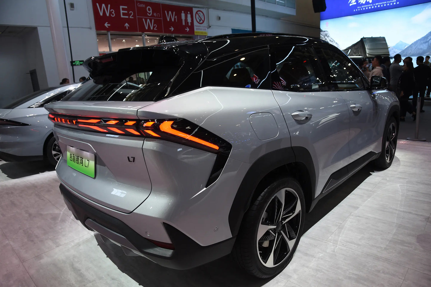 Geely Galaxy Galaxy L7 - Híbrido PHEV