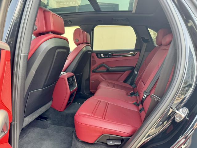 Certificated Pre-Owned Porsche Cayenne E-Hybrid 2021 Cayenne E-Hybrid 2.0T -u22503284