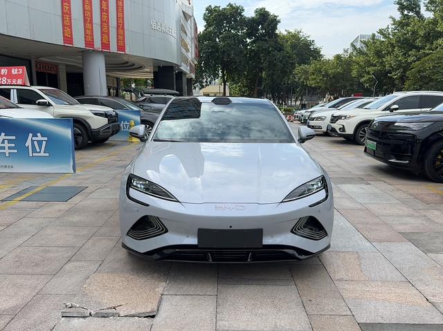 Certificated Pre-Owned BYD Seal 2025 600 4WD Intelligent Driving Edition -u22388990