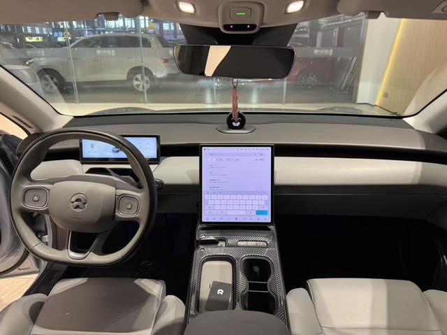 Certificated Pre-Owned NIO ET5 2022 100kWh -u22720242