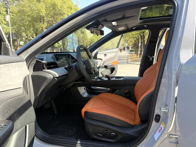 Certificated Pre-Owned Changan UNI-V 2025 Third Generation 2.0T Dynamic Edition - u22414750