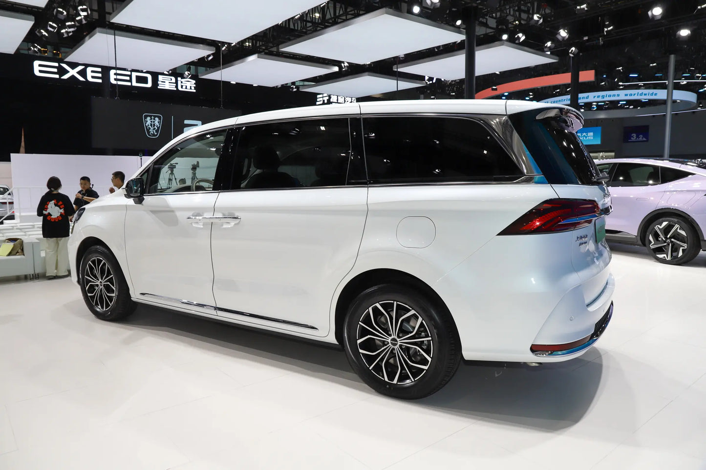 SAIC Motor Roewe iMAX8 DMH - Híbrido PHEV