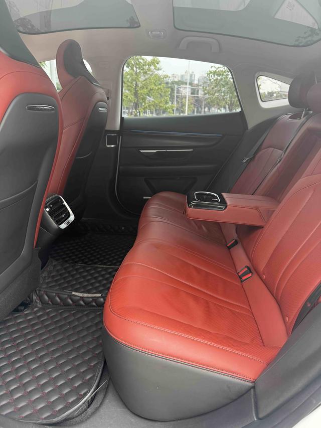 Certificated Pre-Owned XPENG P7 2022 670N+-u22131132