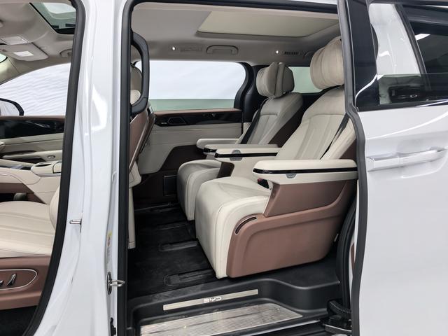 Certificated Pre-Owned BYD Xia 2025 DM-i 180KM Beyond Edition -u22387193