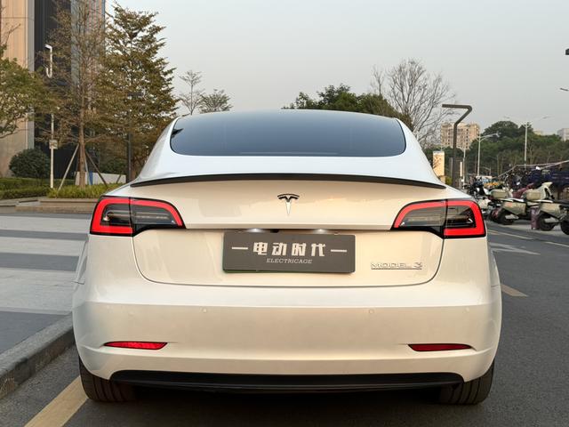 Certificated Pre-Owned Tesla Model 3 2022 Performance All-Wheel Drive High-Performance Edition -u22465349