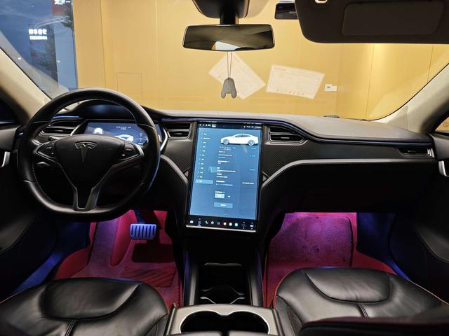 Model S 2014 Version P85