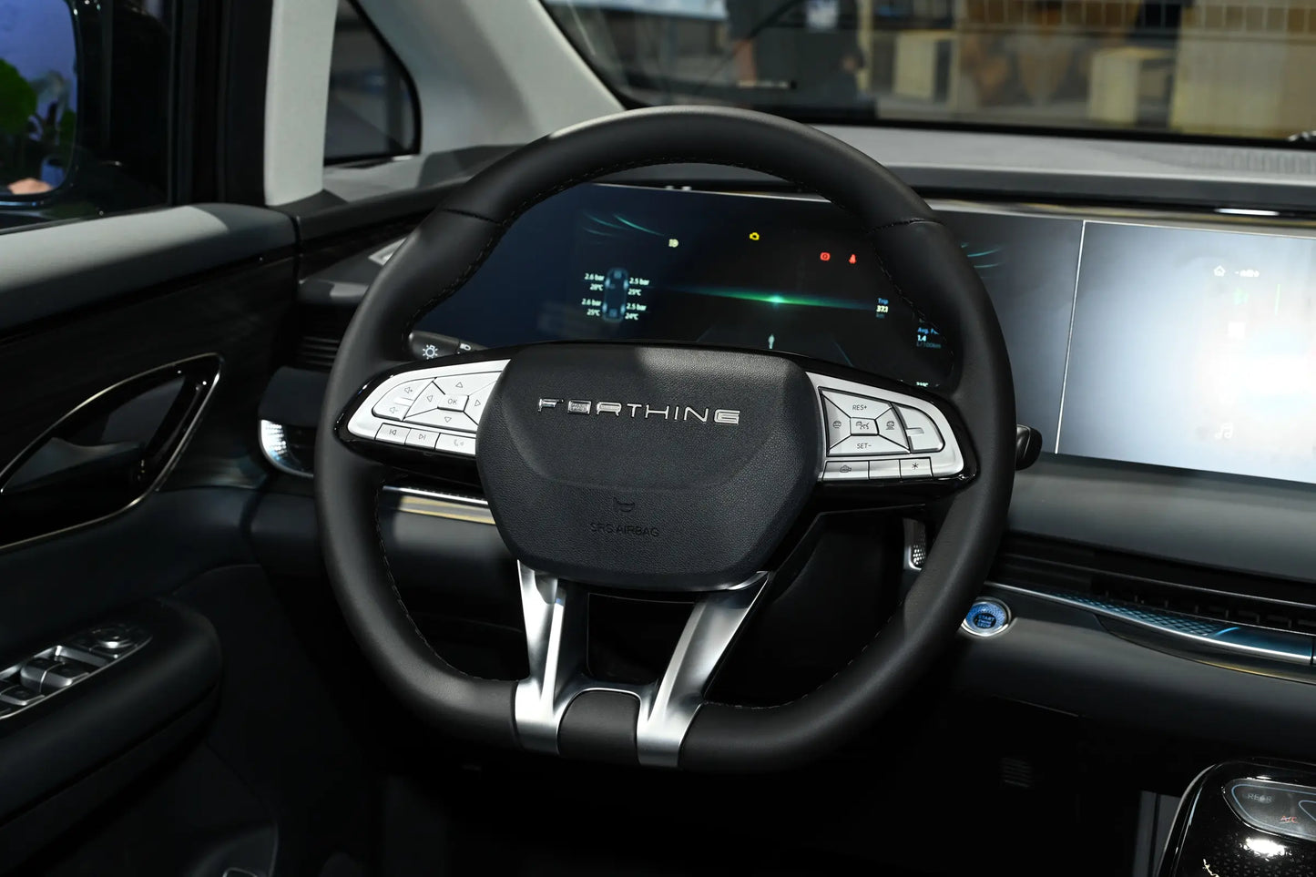 Dongfeng Forthing Wind Planet Ocean V9 - Híbrido PHEV