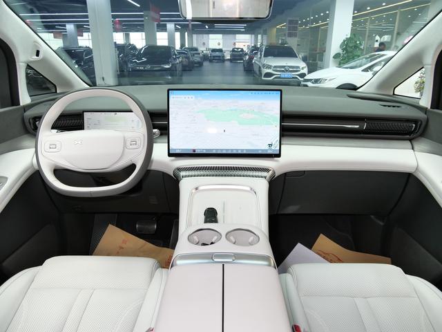 Certificated Pre-Owned XPENG X9 2025 All-Electric 702 4WD High-Performance Max-u21735928