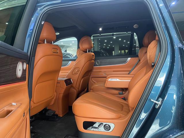 Certificated Pre-Owned Wenjie M9 2024 Extended Range Max Six-Seater Version -u22532005