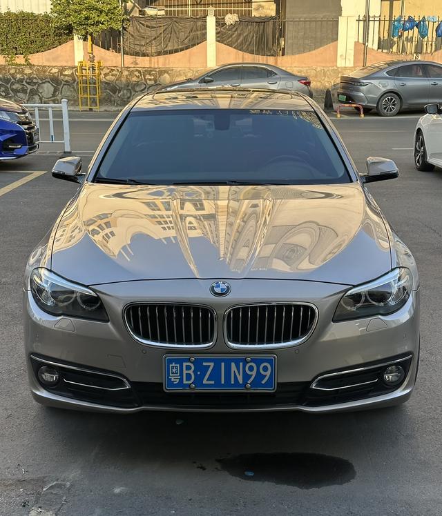 Certificated Pre-Owned BMW 5 Series 2017 525Li Luxury Design Package - u22682002