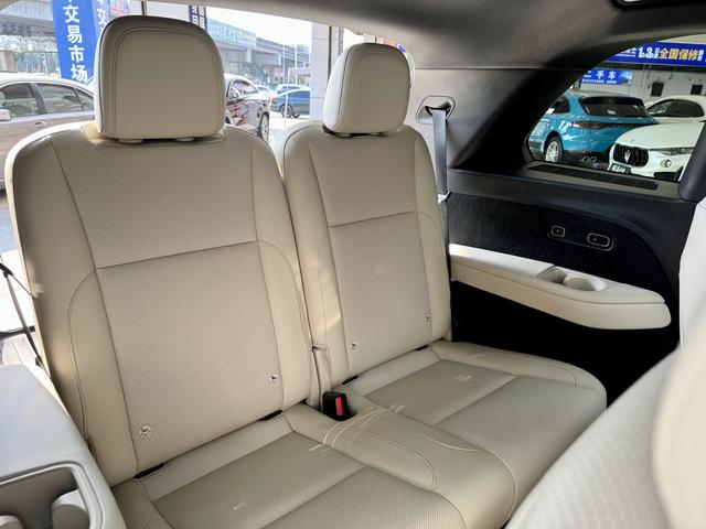 Certificated Pre-Owned Li Auto L8 2023 Pro Edition -u22301154