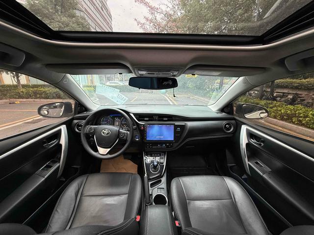 Certificated Pre-Owned GAC Toyota Corolla 2017 Refreshed Hybrid 1.8L E-CVT Leading Edition, China V Emission Standard -u22112644