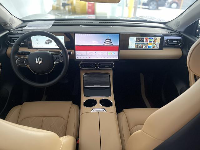 Certificated Pre-Owned Leapmotor C11 2024 Extended-Range 300 Premium Edition -u22681326