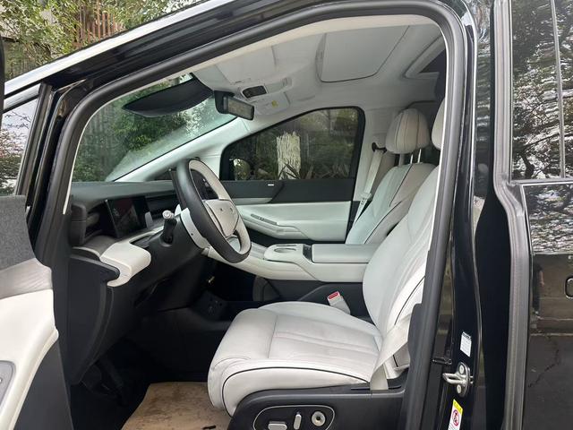 Certificated Pre-Owned XPENG X9 2024 702 Ultra Long Range Pro-u22125947