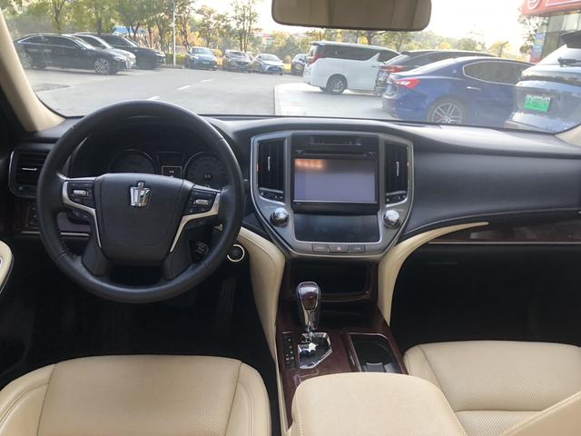 Certificated Pre-Owned Crown 2018 2.0T Fashion Edition - u22434903