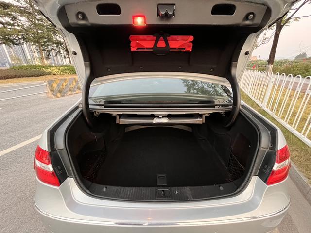 Certificated Used Mercedes-Benz E-Class (Imported) 2010 Model E 260 CGI Fashion Style