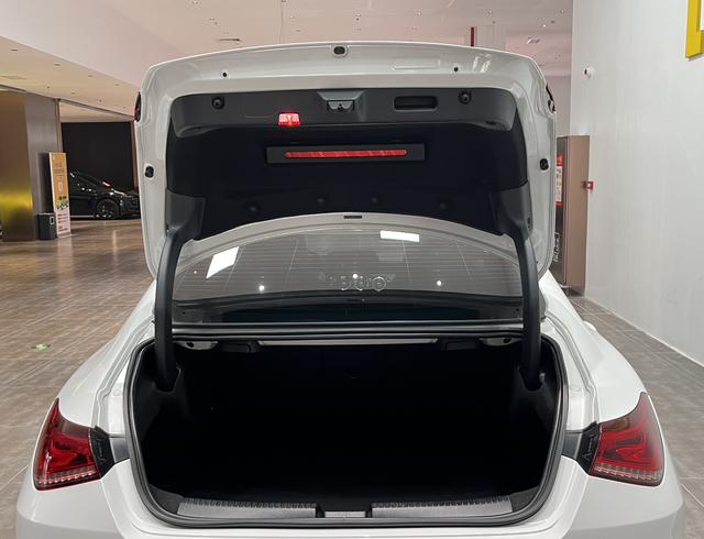 Certificated Used Mercedes-Benz CLA 2020 CLA 200 Five-Door Shooting Brake