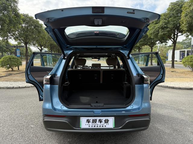 Certificated Pre-Owned Chery Tiggo 8 PLUS C-DM 2025 1.5T Premium Edition -u22018186