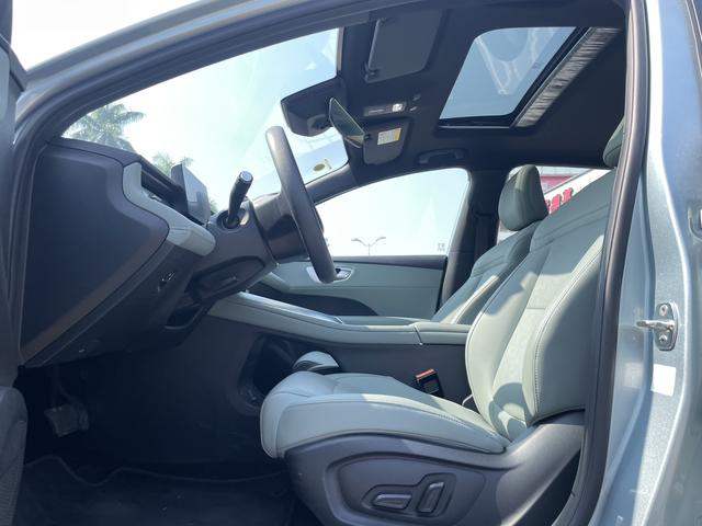 Certificated Pre-Owned Roewe D6 2025 Model 520km Intelligence Edition -u21971784