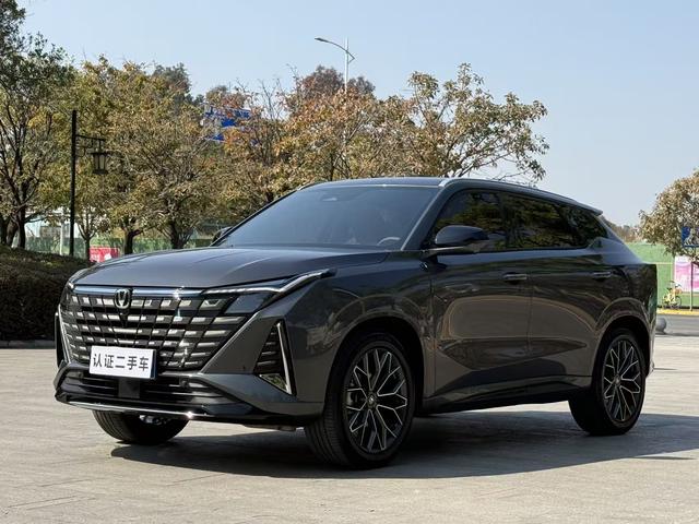 Certificated Pre-Owned Changan UNI-Z 2025 1.5T DCT Premium Edition - u22414419