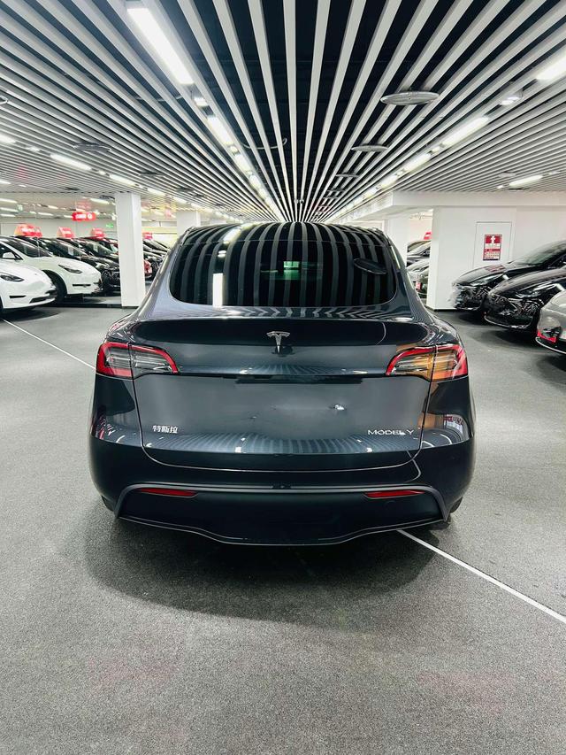 Certificated Pre-Owned Tesla Model Y 2024 Rear-Wheel Drive Version -u22333858