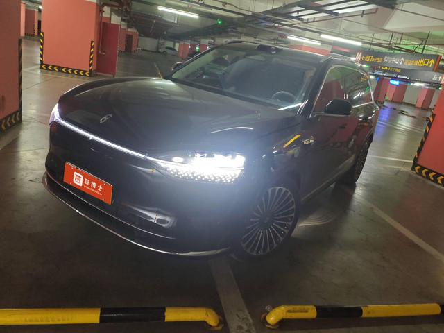 Pre-Owned Hengjie M9 2025 Extended Range Ultra 6-Seat Edition