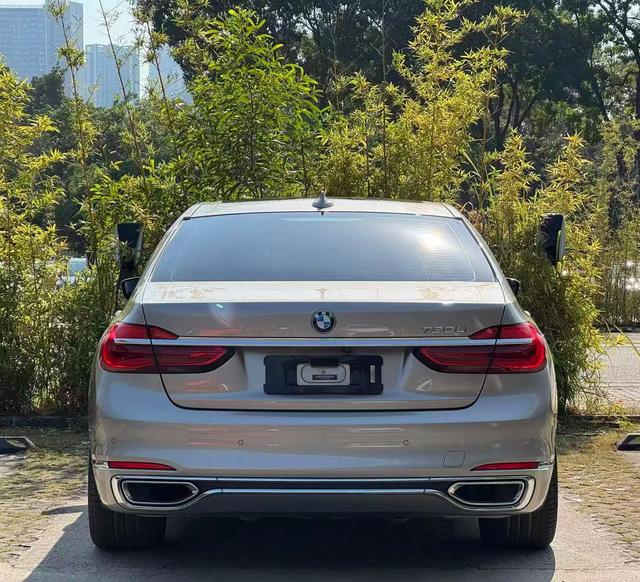 Certificated Pre-Owned BMW 7 Series 2018 730Li Exclusive Excellence Package - u22637566
