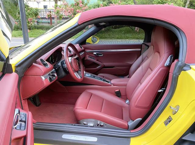 Certificated Pre-Owned Porsche 718 2023 Boxster 2.0T - u20992387