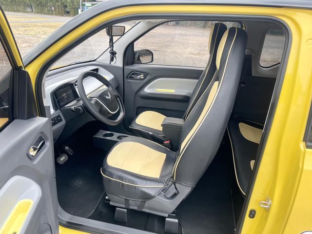 Certificated Pre-Owned SAIC-GM-Wuling Hongguang MINIEV 2021 Macaron Filling Edition Ternary Lithium 170km