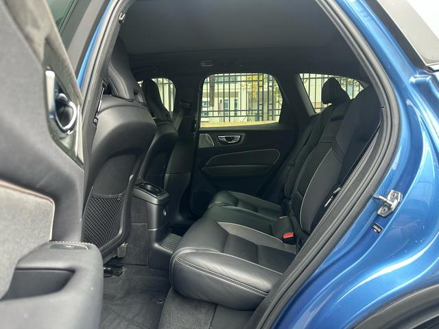 Certificated Pre-Owned Volvo XC60 PHEV 2019 T8 E-Drive Hybrid Inscription Sport Edition China V -u22522421