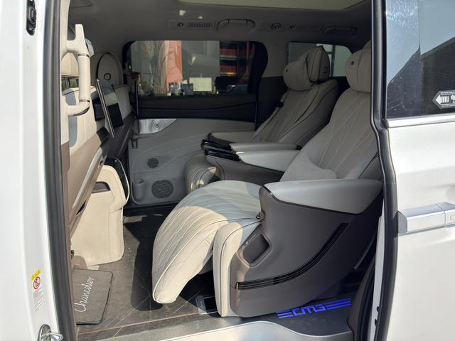 Certificated Pre-Owned Denza D9 DM 2022 Edition 970 Four-Wheel Drive Flagship Model -u22218086