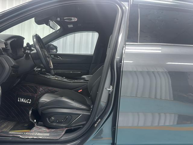 Certificated Pre-Owned Lynk & Co 01 EM-P 2023 1.5TD EM-P PM -u21990976