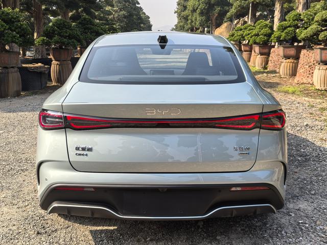 Certificated Pre-Owned BYD Seal 06DM 2025 Intelligent Driving Edition DM-i 120KM Premium Version -u22582197