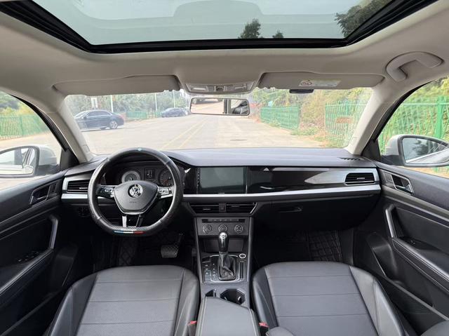 Certificated Pre-Owned SAIC Volkswagen Lavida 2018 1.5L Automatic Comfort Edition China V - u22416233