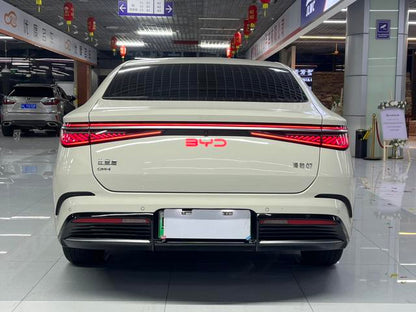 Certificated Pre-Owned BYD Seal 07DM 2024 DM-i 125KM Premium Edition -u22721514