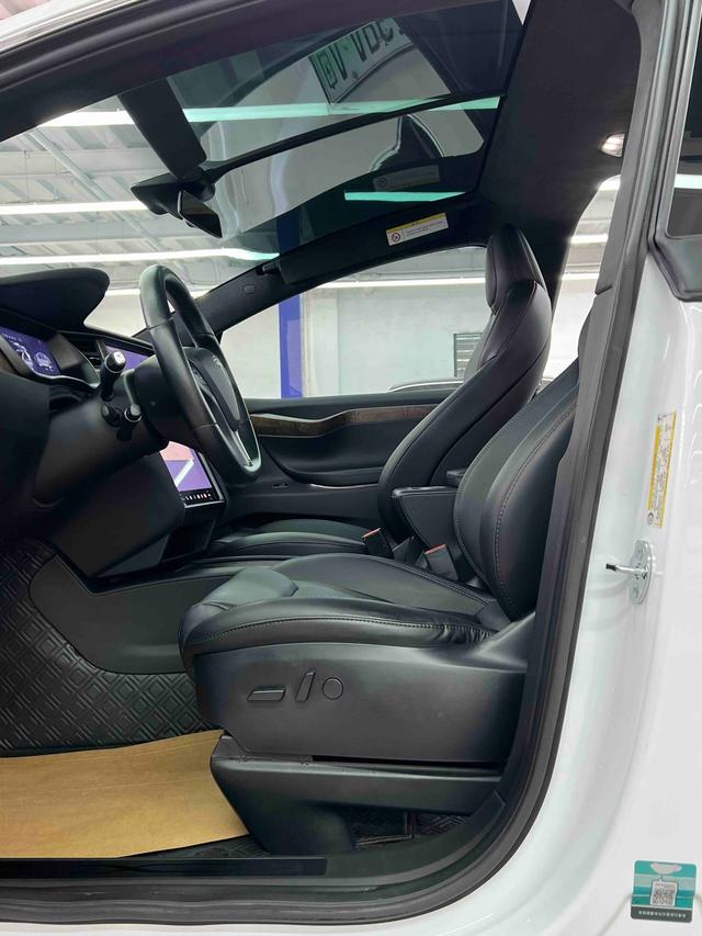 Pre-Owned Tesla Model X 2020 Long-Range Upgrade Version