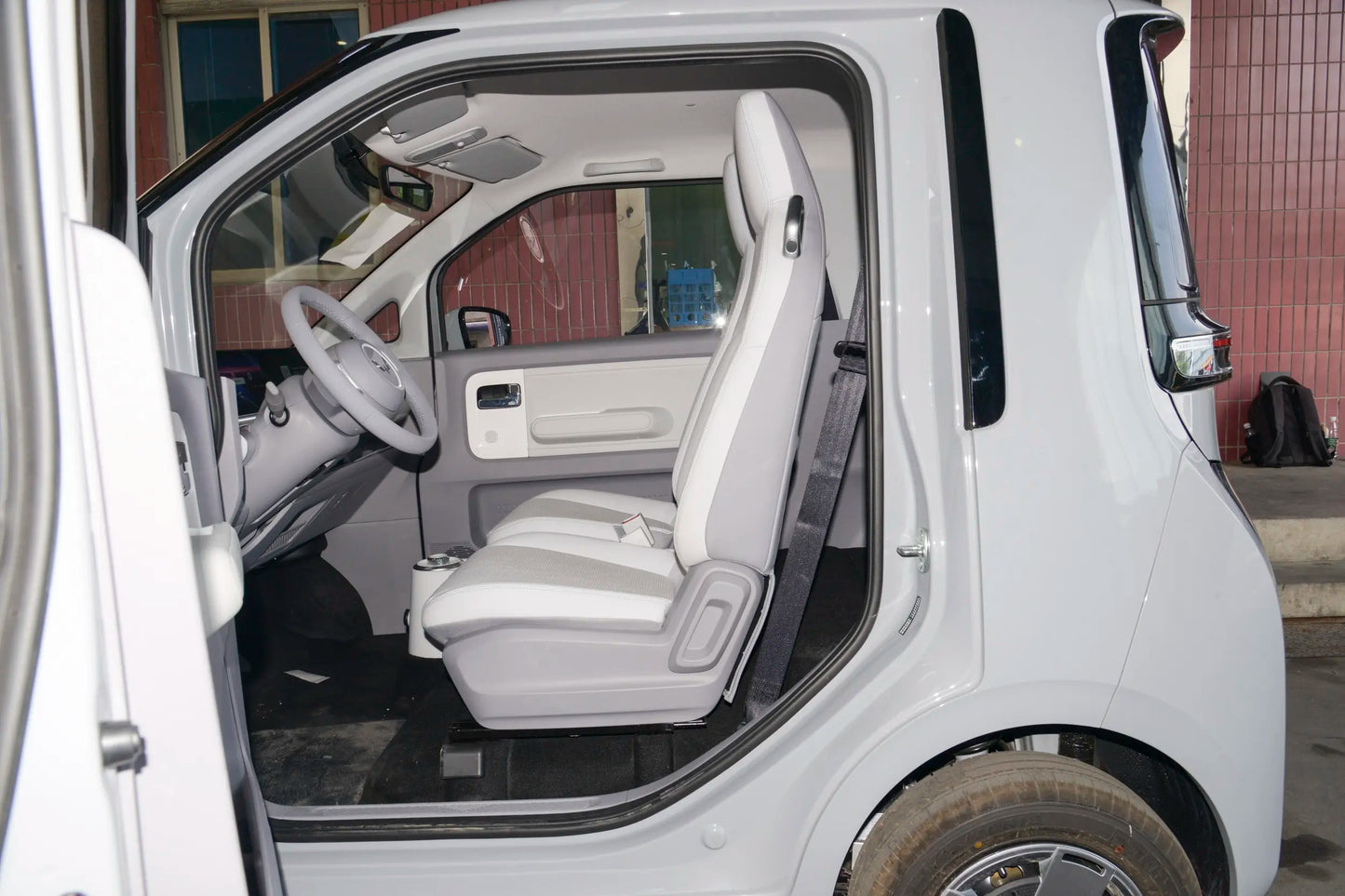 SAIC-GM-Wuling Aire ev Qingkong